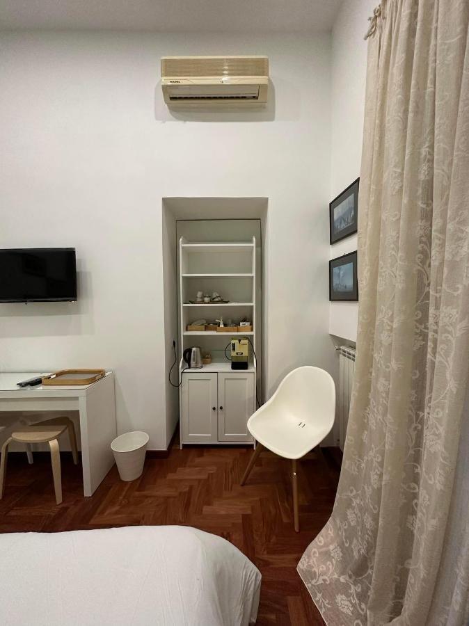Bed and Breakfast La Stanza Di Eleonora Neapol Zewnętrze zdjęcie